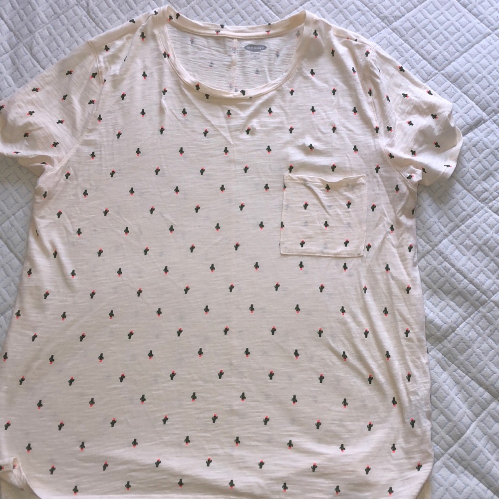 5/$10 sale. Cactus tee